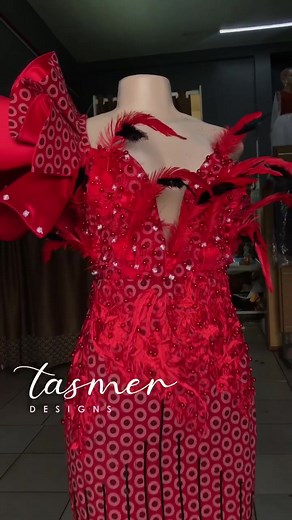 Shweshwe traditional dress #tasmerdesigns #shweshwedress #shweshwetraditionaloutfit #shweshwe #shweshweprint