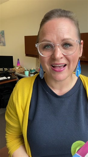 “Cheat” on your own nursing exams…creating focused review cards is a great test prep strategy. #nursingstudents #nursingstudytips #nursingschoolhacks #nursingeducator #professor #nursinginstructor #nursingmajor #lpn #rn #360rn