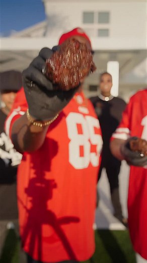 150K views · 8.5K reactions | Smoked braised oxtails  Melt-off-the-bone magic. These oxtails don’t play aroundlow, slow, and loaded with flavor from the first puff of smoke to the last bite of gravy-drenched gold. Big love to the legend @e40 for having us out good food, good energy, and nothing but love every time. . @fondregenerative beef broth @earlstevensselections Function Red Blend . #backyardbbq #oxtails #e40 #bayareabbq #bangbangninergang | Chucks FlavorTrain | Facebook