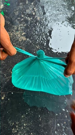 Most Secure Plastic Bag Knot 🔥 Easy Carry Bag Tie Trick #survival #knot #lifehacks