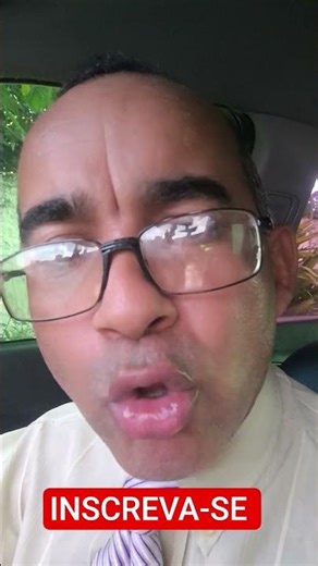 You work at your city hall and are typing your name into the system. 🖥️💻⚖️📃