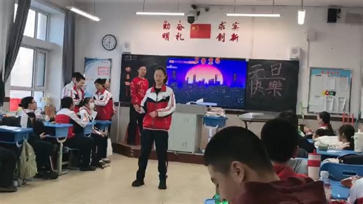 【May芮宝】视频加载中，速速查收惊喜！