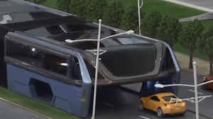 This Futuristic "Straddling Bus” Can Drive Itself Over Cars