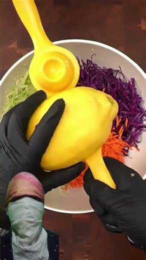 Nashville Hot Swicy Pizza 🔥 Italian Chefs Will Cry! 😱" (Viral hook + emotion)