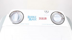 Watch Bubble Magic 20 Gallon Showcase on Amazon Live