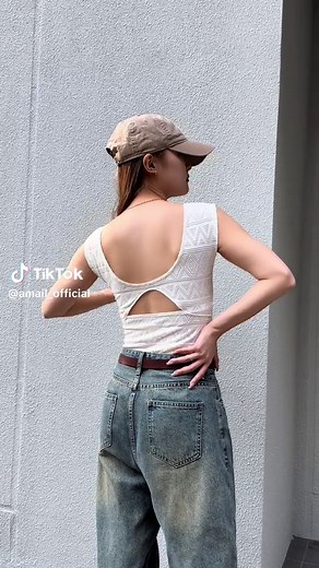 春夏ファッションに最適なボディスーツ