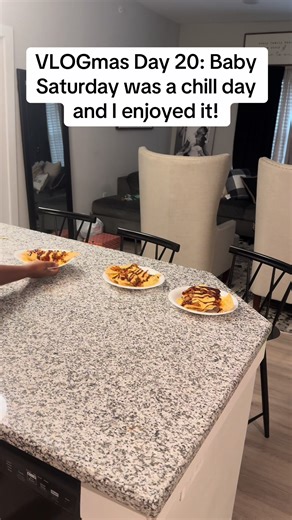 VLOGmas Day 20: Just a chill Saturday with good food! #bbqnachos #realistic #cooking #wegotfoodathome #vlogmas