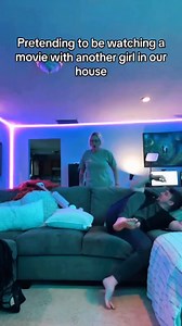 1.1M views · 19K reactions | hiding another girl prank 藍 #scarecamchallenge #scary #scarepranks #scarecam #scared #funnyprankvideos #jumpscare #funnymoments #foryour #funny #trend #hahaha | Scare.Prank.USA | Facebook