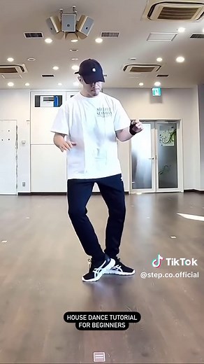 Ready to JB step like a pro? Dive into @banri_jackin detailed tutorial and take your dance skills to the next level! #StepCo #dancemoves #dance