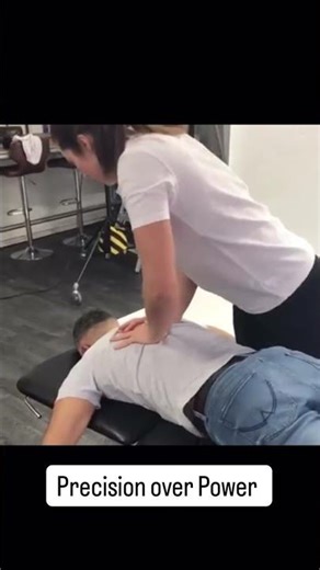 Learn how to effortlessly use spinal manipulation #osteopathy #chiropractor #physiotherapist