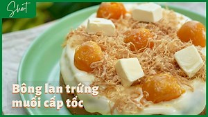 Cách làm bánh bông lan trứng muối bằng bột pha sẵn xốp mịn cực ngon bất bại