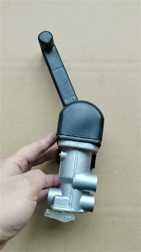 #handbrakevalve #9617221820 #mercedesbenztrucks #a38443073099985 #3844307309 #manufacturer