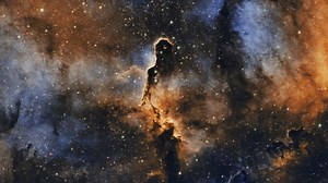 Exploring the Elephant Trunk Nebula with Pixlnsight