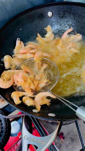 The most underrated shrimp in my opinion would have to be the 80 to 100 count small shrimp. These small shrimp are not only inexpensive, but also one of the tastiest of all. If you haven’t tried this recipe, you are missing out. Gloria MyPhung’s Small Crispy Shell ON Shrimp recipe in comment section. | TX Shrimp Diva