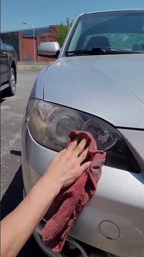 How to clean Headlights