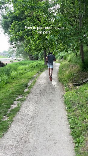 Course à pied : L'entraînement intensif de papa