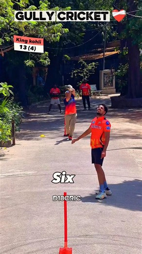 Gully ka Virat vs🔥 Gully ka boult 🔥#cricket #shorts #viral #rcb #mi #viratkohli 🏏🏏