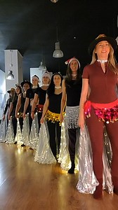 Bellydance class - Diamond group - isolations part from our new led isis wings choreography. We though that music feels like Christmas a bit. 😊 #bellydance#bellydanceworld #bellydanceonline #bodyisolation #bellydancelessons #bellydancegroup #bellydancing #bellydancer #bellydancelesson #danzadelventre #танецживота #bauchtanz #oryantal #taniecwarszawa #배꼽춤 #břišnítanec #肚皮舞 #ベリーダンス #taniecbrzucha #bellydancefestival #isiswings #رقصشرقي | Camilia Belly Dance Poland