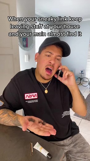 Denzel Washington Hilariously Leaves a Trail of Clues in 'American Gangster' Clip