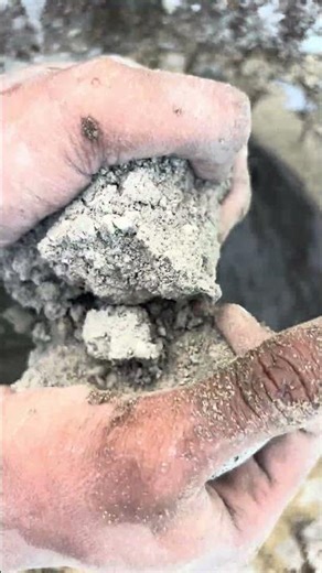 ASMR Soft Dry Sand Cement Crumbling into water 1116