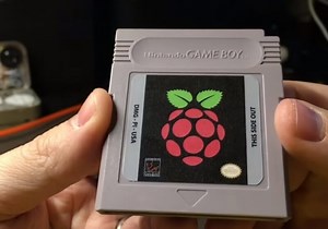 This modded Game Boy features a color display, LiPo battery, extra buttons, modern ports and more