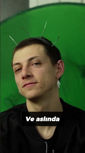 Bu Adam Herkesi Kandırdı...