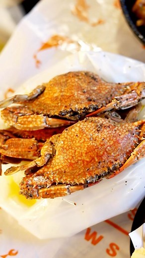 5.2K views · 54 reactions | It’s the weekend… have fun and Dive In all that Cjun Seafood Boil Fiesta at Clams And Claws 咽 | Clams and Claws | Facebook