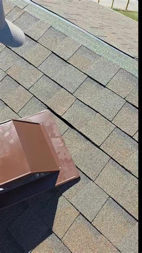 how to install a turtle vents like a pro #reflexiones #construction #reflexion #roofing #parati | The Short