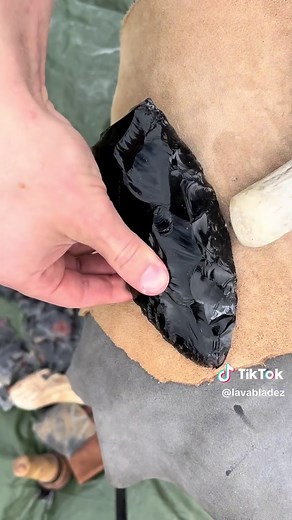 Obsidian Knife Making and Testing Techniques