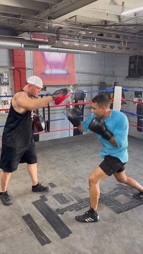 Power Boxing #boxing #boxingtraining #power #explosive #fit #boxingworkout #fitness #punch #boxingcoach #fight #fighter #boxingdrills | Rob Pilger