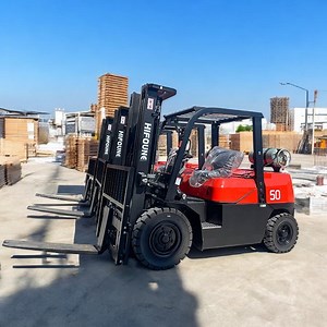 [Hot Item] 2.5 Ton GLP Montacarga Triplex Mast Solid Type Gas Propane LPG Forklift