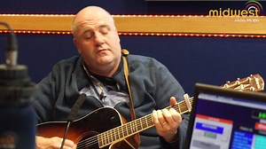 Don Stiffe Music joined us in studio today and told us his amazing story of learning about his biological family and dealing with the news with his adoptive family. Don also performed his beautiful song "You'll Always Be My Mother". Listen back to the interview here and listen to his performance below ⬇️ http://bit.ly/2DiZtFb | Midwest Radio