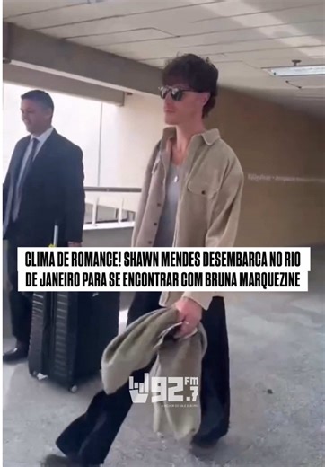 Shawn Mendes está de volta ao Brasil e já causou burburinho ao desembarcar no Rio de Janeiro. O cantor veio para reencontrar Bruna Marquezine, reacendendo rumores de romance entre os fãs. Discreto, mas sorridente, Shawn foi visto chegando à cidade maravilhosa, enquanto a internet entrou em clima de torcida por esse possível revival. #brasil #shawnmendes #brunamarquezine