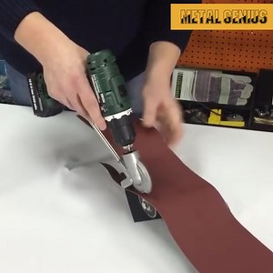 7.9K views · 173 reactions | ‍♂️ Transformă bormașina într-o tăietoare eficientă de metal  ✔ Tăiere extrem de precisă a unghiurilor și modelelor și mai mici ✔ Tăiere până la o grosime de 0,8 mm (oțel), 1,2 mm (fier), 1,5 mm (cupru, aluminiu) ✔ Ușor de configurat și utilizat  happykoala.ro/products/metalgenius | HappyKoala.ro | Facebook