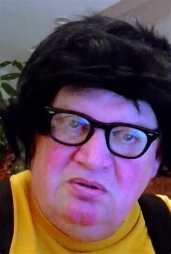 CrAzy at ChainsawChicken.com #crazy #chainsawchicken #tiktok #tv