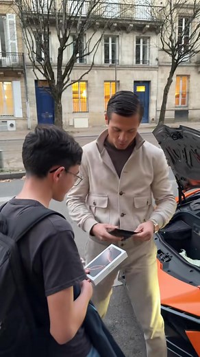 27K views · 1.5K reactions | Offrir un iPhone à un CarSpotter !  #lamenace #carspotter #iphone | Lamenace | Facebook