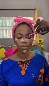 3.6K views · 86 reactions | Les inscriptions continue pour la formation du 11Avril Formation en MAKEUP et attacher foulard Durée: 1 mois Prix: 50.000F Cotonou Akpakpa kowegbo tel: 97592130 | Naomi MakeUp | Facebook