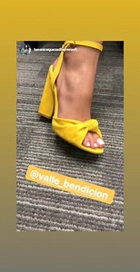 1.4K views · 20 reactions | Nuestra ex miss Nicaragua luciendo nuestras bellas sandalias amarillas!! Solo las encontras aqui  (disponible en amarillo y rojo) ✔Ocotal N.S, curacao 1/2 al sur ✔Pedidos al Whatsapp:78684359 (mov) ☎️27324010 ✔️ Aceptamos pagos con tarjetas , transferencias y depósitos bancarios ✔️ Envíos a todo Nicaragua ⏰ Horario de atención: 8:00 am - 6:30 pm de lunes a sábados | Valle de la Bendición | Facebook