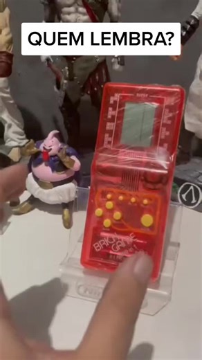 BRICH GAME FOI PRESENTE DE MUITAS CRIANÇAS NO MEU TEMPO, QUEM TEVE UM? #brichgame #anos90 #anos2000 #nostalgia #nostalgia90an #retro #coisasantigas #minigame #minigamestiktok #games #antigo #portateis #oldgames #jogosantigos #relembrando