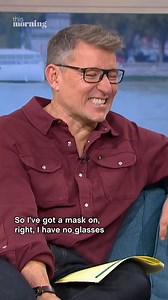 527K views · 3.2K reactions | Joe Pasquale reveals how he went completely incognito on Beat The Chasers, and even fooled the biggest control freak in the room! All episodes of series 7 of Beat The Chasers are available to stream now on ITVX | This Morning | Facebook