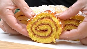 2.5K views · 65 shares | Jam roll: The perfect recipe for a quick dessert Ingredients: 5 eggs 5 tablespoons of flour 5 spoons of sugar Salt Vanilla Jam (any type of jam) Coconut flakes In the oven preheated to 170 degrees Celsius for 10-15 minutes | Rhapsody Food | Facebook
