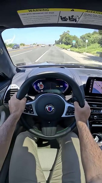 The Alpina B8 Gran Coupe picks up speed so easily (POV drive #shorts)