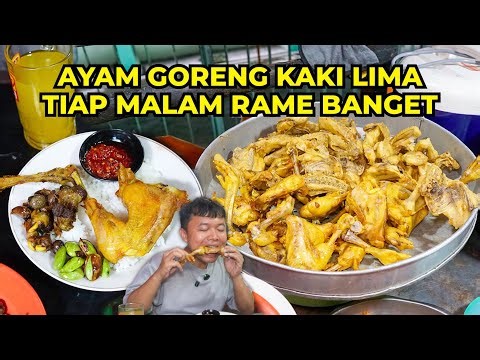 Willing to Queue for Semarang's Favorite Fried Chicken!