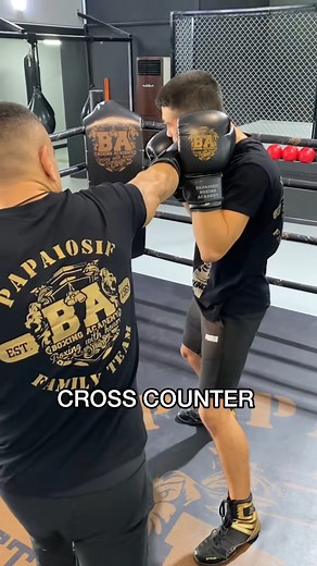 Tricky punch🥊 #boxing #block #counter | Boxing Style