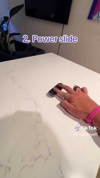 3 easy fingerboard tricks today!🛹 #foryou #fingerboard #techdeck #skateboarding #helping #viral