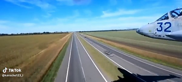 SU-25 Aircraft Combat Capabilities and Features