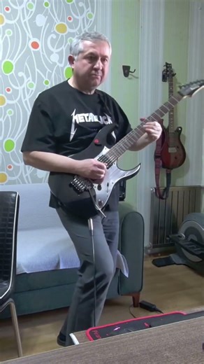 Haluk Levent Aşkın Mapushane Solo Live Performance #ishorts #guitarcover #haluklevent #turkishrock