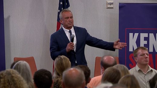 RFK Jr. meets with Maine farmers at campaign stop in Freeport