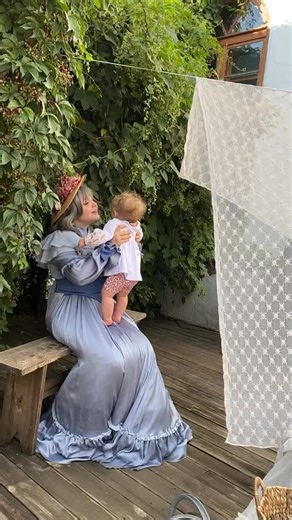 2.8K views · 152 reactions | moment vs final shot ✨ Due to privacy reasons some photos were cropped, yet even so they capture a very precious atmosphere, that I’m willing to keep in my private albums and share a bit in my blog. As for me this is part of a very precious time #ghibli #howlsmovingcastle #cosplay #costumedesign #howlsmovingcastlecosplay | Fenix Fatalist Cosplay | Facebook