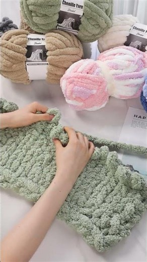 🧶 From a simple yarn ball to a cozy chunky blanket ✨\nWatch the full journey:\n🤍 Start with soft Hom